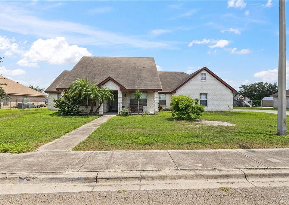 1st image of 402 Mockingbird Ln