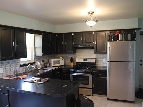 5th image of 2536 Bluewater Ct SW