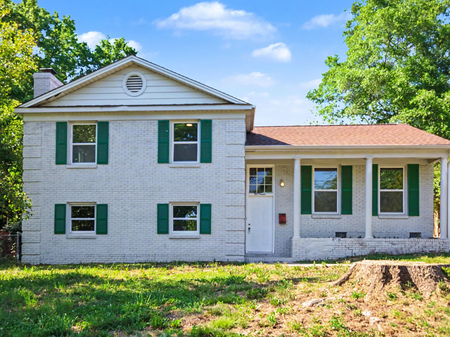 4 bed, 1848 sqft, $2,350 — Photo 2