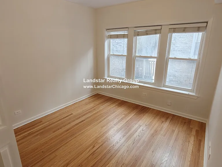 3741 W Argyle St #3 — Photo 14