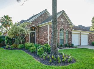 205 Calypso Ln, League City, TX 77573