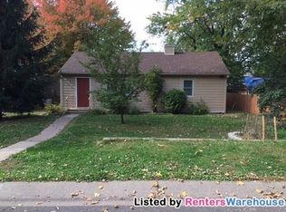 109 Park Ave, Mahtomedi, MN 55115