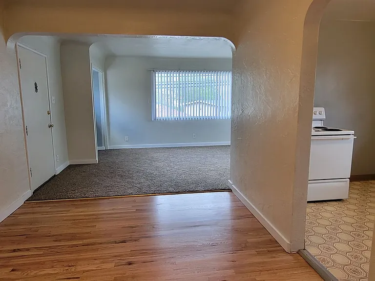 2222 California St — Photo 7