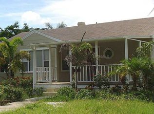 432 38th Ave NE, Saint Petersburg, FL 33704