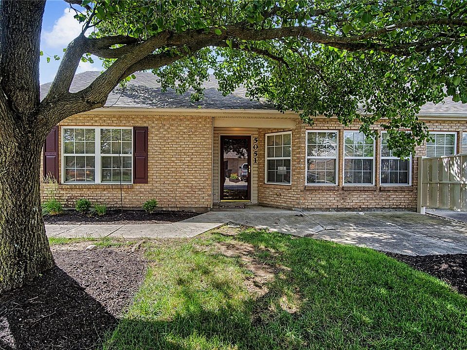 1st image of 5051 Twin Lakes Cir