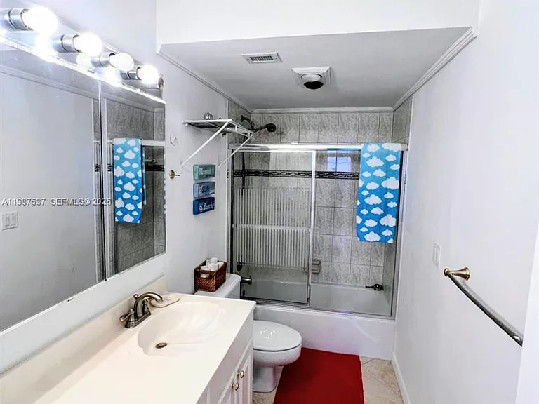 300 Bayview Dr #915 — Photo 18
