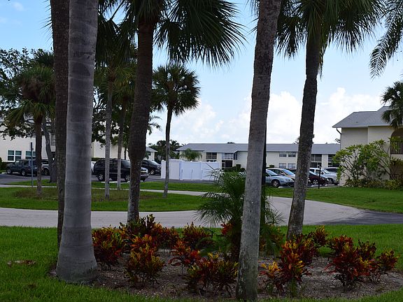 3rd image of 1815 Robalo Dr Unit 202C