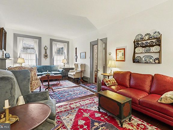 2nd image of 136 W Pomfret St
