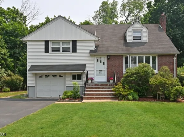 541 Van Buren St, Ridgewood Village, NJ 07450