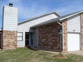5th image of 607 Peppertree Ln
