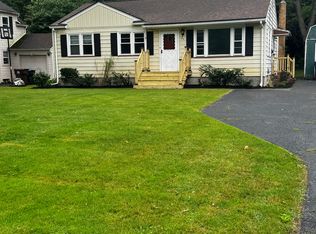 184 Rowley Dr, Rochester, NY 14624