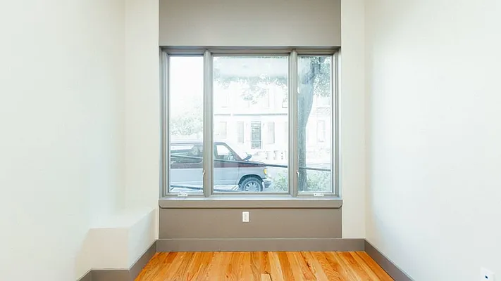 Rented by Nooklyn NYC LLC | media 27