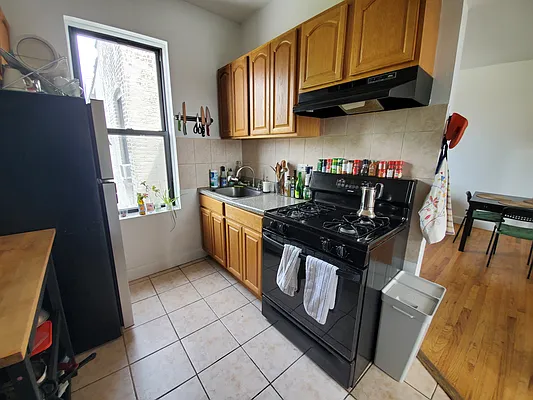 Rented by Ideal Properties Group | media 7