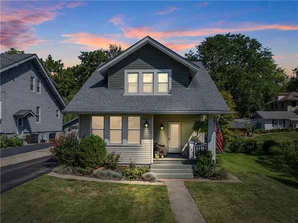 104 Bridle Rd, Glenshaw, PA 15116