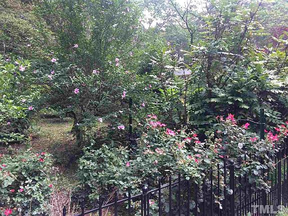 5th image of 1413 Colewood Dr