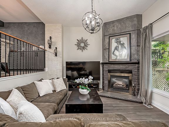 5th image of 1051 Cedarglen Gate #51