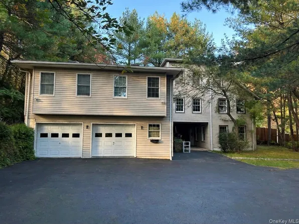 227 S Mountain Road, New City, NY 10956