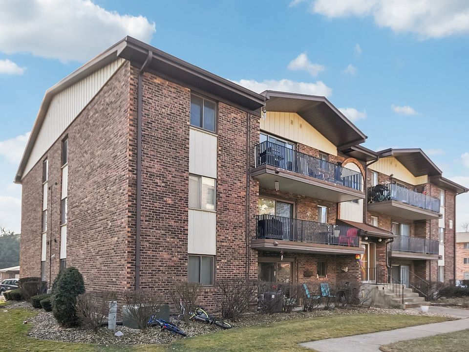 1st image of 13919 James Dr APT 904
