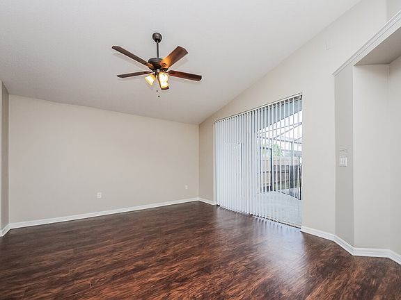 3rd image of 4633 Eagle Peak Dr