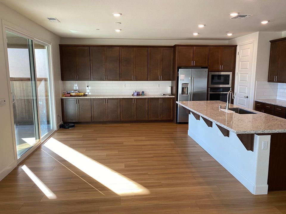 1st image of 5032 Gold Rush Dr