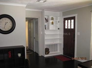5th image of 305 W 11th Ave