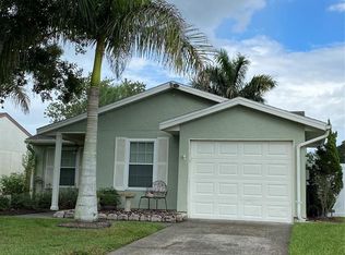 1220 Forestwood Dr, Oldsmar, FL 34677