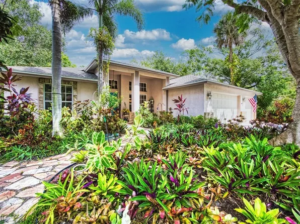 5940 Grey Fox Run, Fort Myers, FL 33912