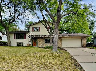 8000 28th Ave N, New Hope, MN 55427
