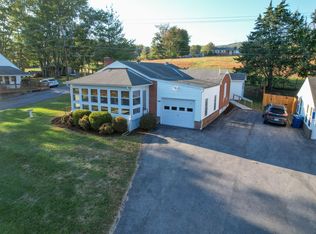 1242 Ross Rd, Lexington, VA 24450