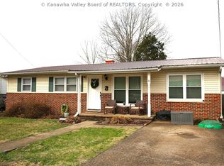 102 McConkey Ave, Barboursville, WV 25504