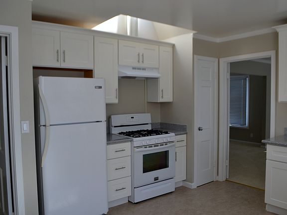2nd image of 41 Iris Ave