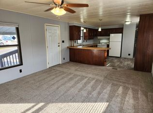 15 Country Forest Dr, Fort Wayne, IN 46818