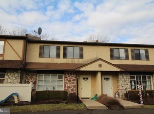 2003 Jason Dr, Huntingdon Valley, PA 19006