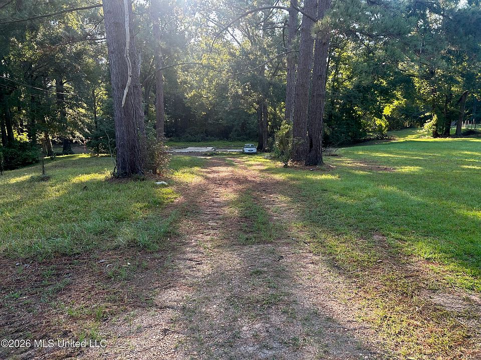 1st image of 77 Magnolia Acres Rd