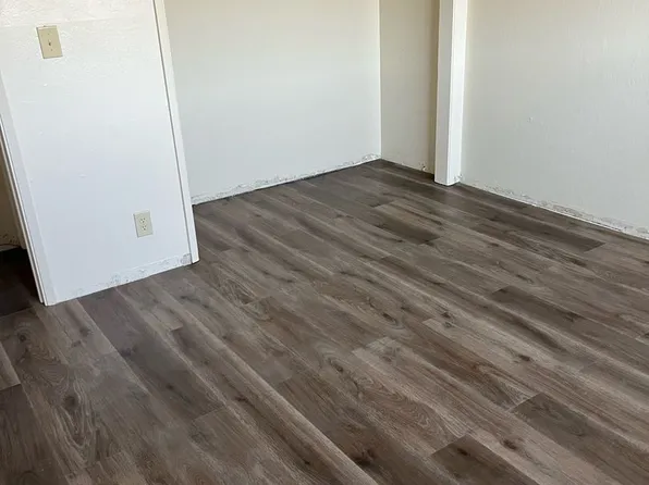 Breezeway Apartments, 1127 E Laurel Dr #7, Salinas, CA 93905