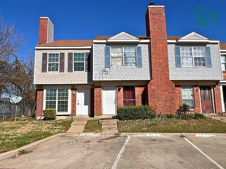 10500 Lake June Rd #H1 — Photo 1