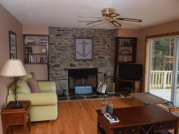 3rd image of 47 Green Harbour Ln