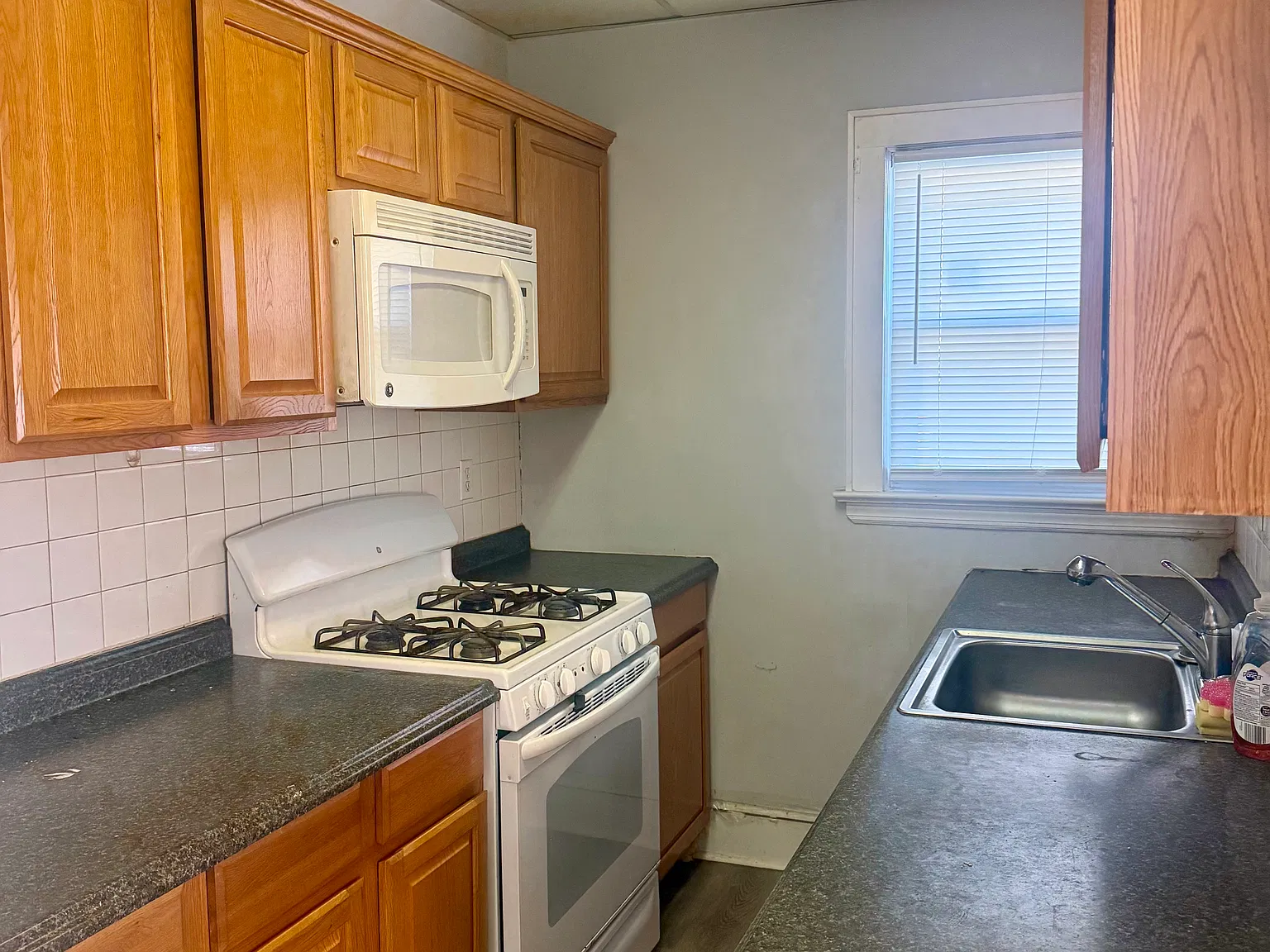 1 bed, $1,600 — Photo 3