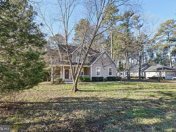 3rd image of 11275 Lord Baltimore Dr