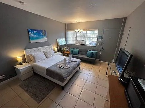 26 Diplomat Pkwy — Photo 11
