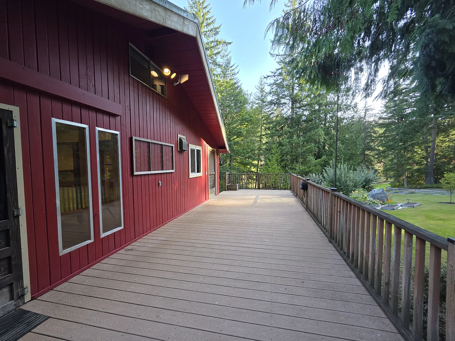 2 bed, 1972 sqft, $3,300 — Photo 4