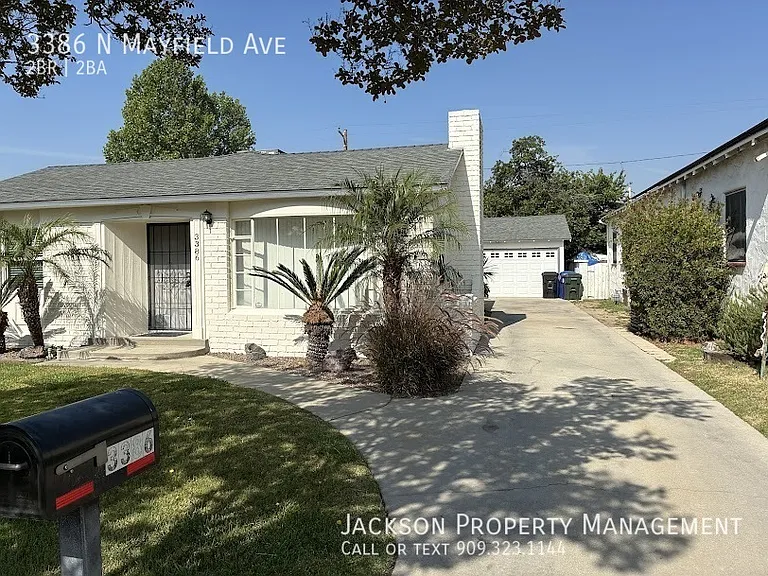 3386 N Mayfield Ave — Photo 2