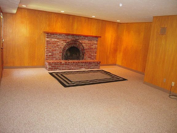 lower level Rec. Room