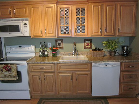 4th image of 1340 Ocean Ave Unit 60