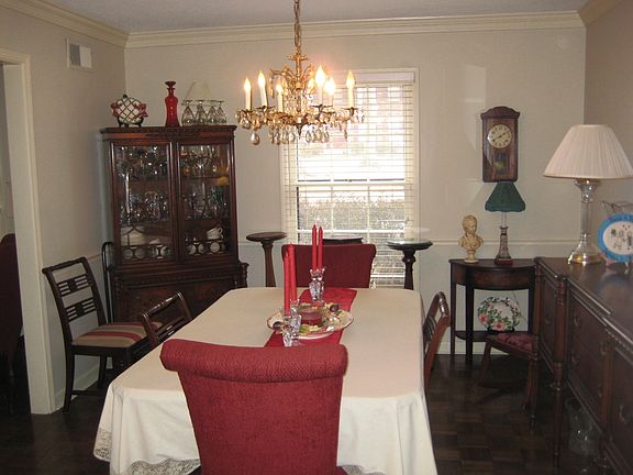 3rd image of 2291 Pike Wood Dr