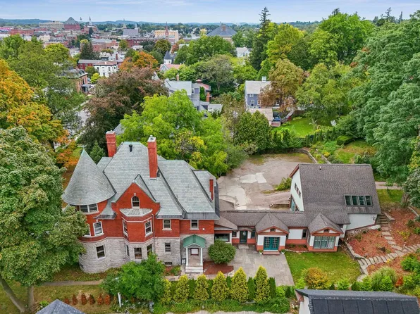 266 South Union Street, Burlington, VT 05401