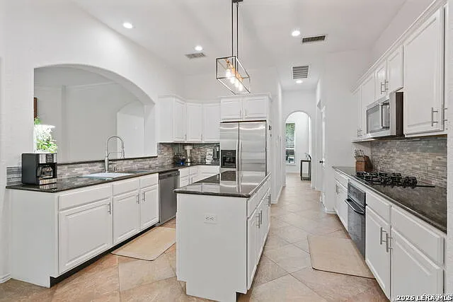 614 Cypress Trl — Photo 7