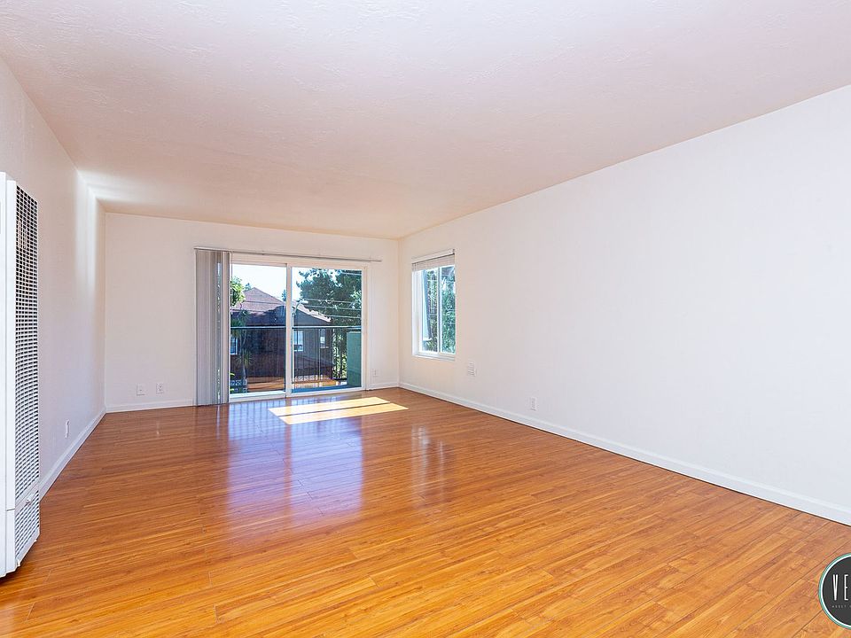 1st image of 2011 7th Ave APT E