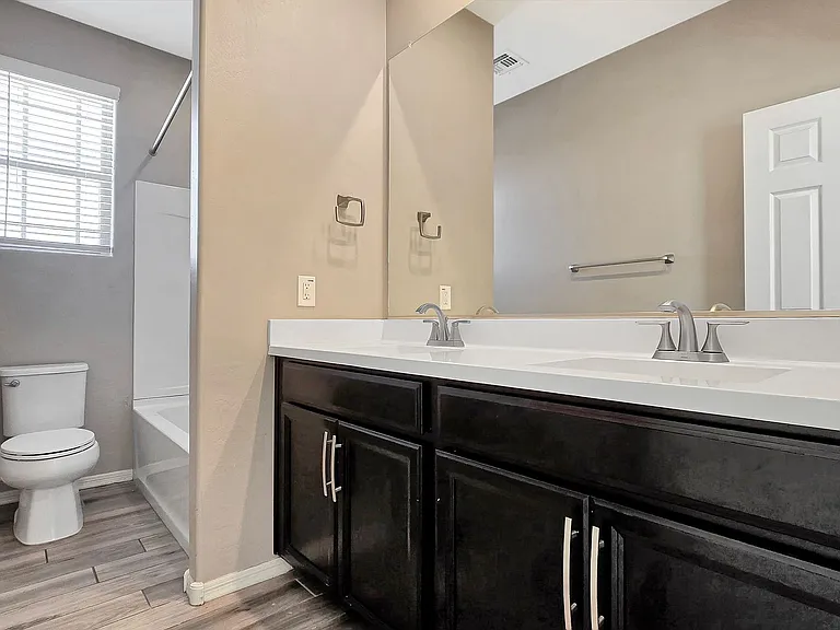17156 W Lincoln St — Photo 25
