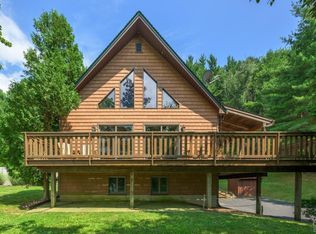 332 N Mountain Rd, Copake Falls, NY 12517